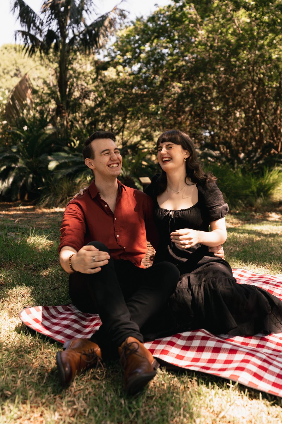 Mini Engagement shoot in the Adelaide Botanic Gardens